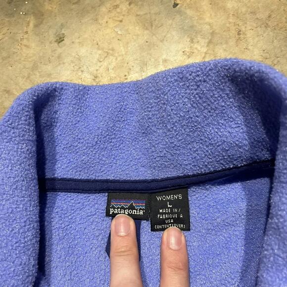 Vintage 90s Patagonia Blue/Purple Zip Up Fleece Sweatshirt - Picture 3 of 3